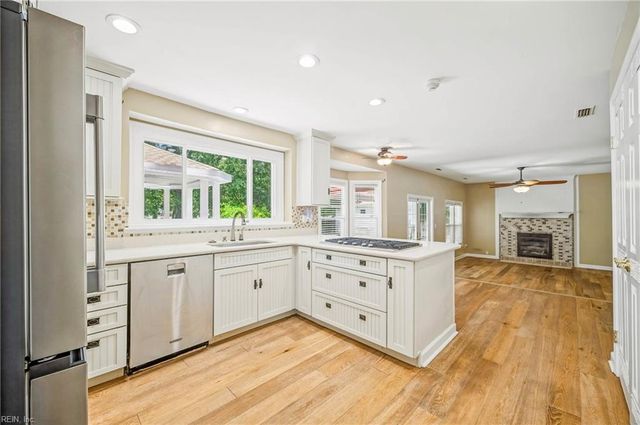 1209 Course View CIR, Virginia Beach, VA 23455