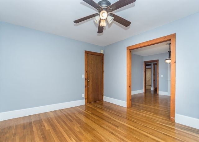 137 Evans 1, Watertown, MA 02472
