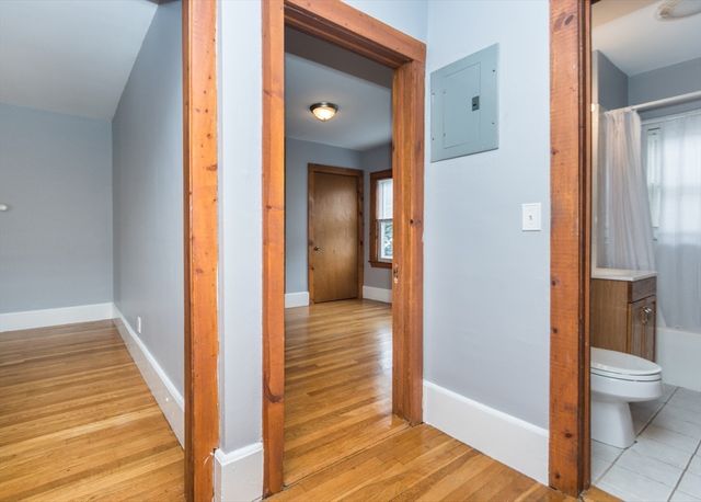 137 Evans 1, Watertown, MA 02472