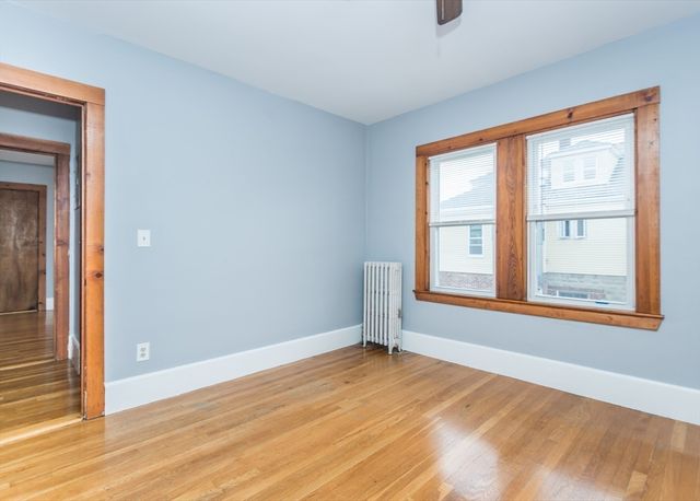137 Evans 1, Watertown, MA 02472