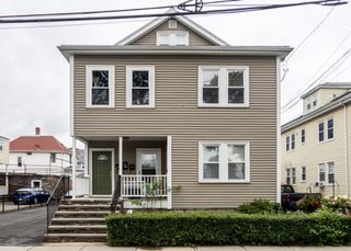 137 Evans 1, Watertown, MA 02472