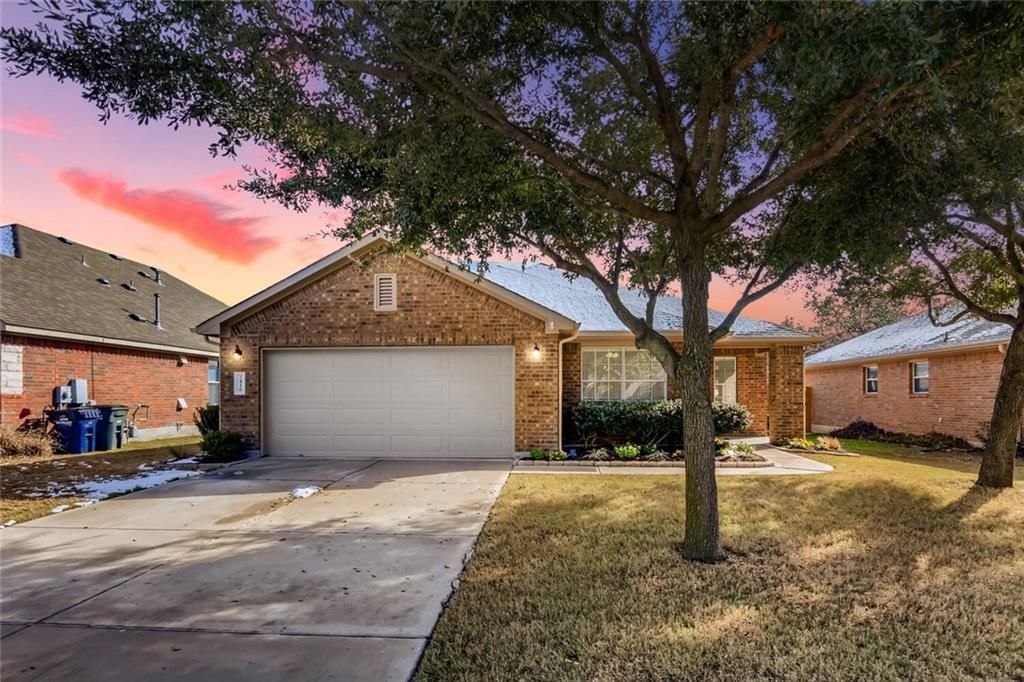 2416 Ericanna LN, Leander, TX 78641