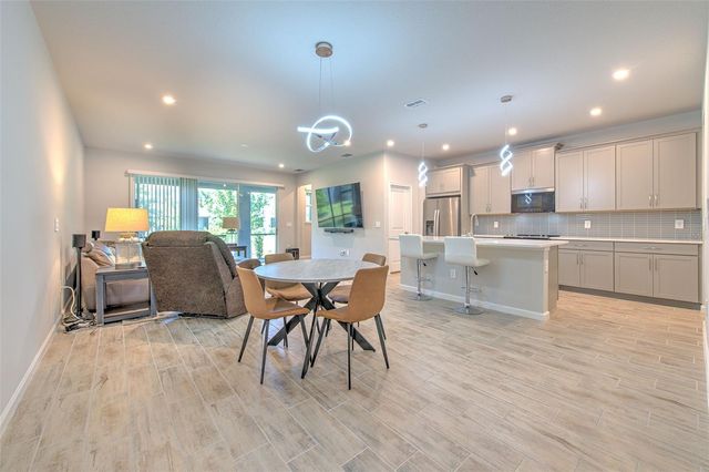 1133 CREEK VALLEY COURT, Brandon, FL 33511