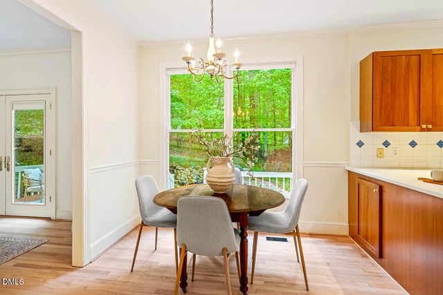 105 Bristol Drive, Chapel Hill, NC 27516