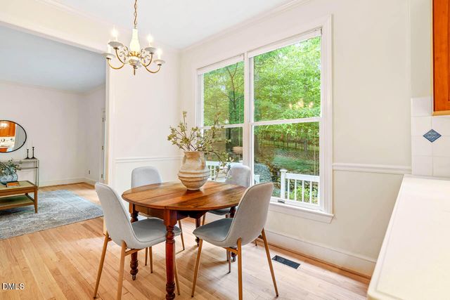 105 Bristol Drive, Chapel Hill, NC 27516