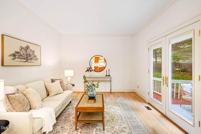 105 Bristol Drive, Chapel Hill, NC 27516