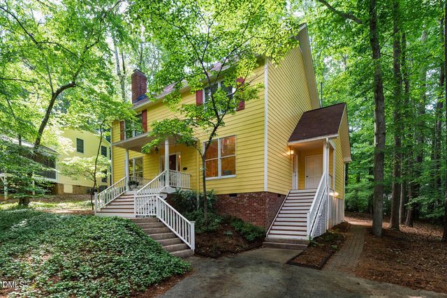 105 Bristol Drive, Chapel Hill, NC 27516