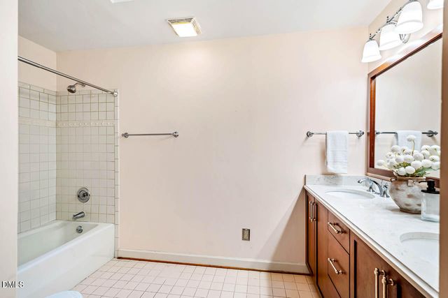 105 Bristol Drive, Chapel Hill, NC 27516