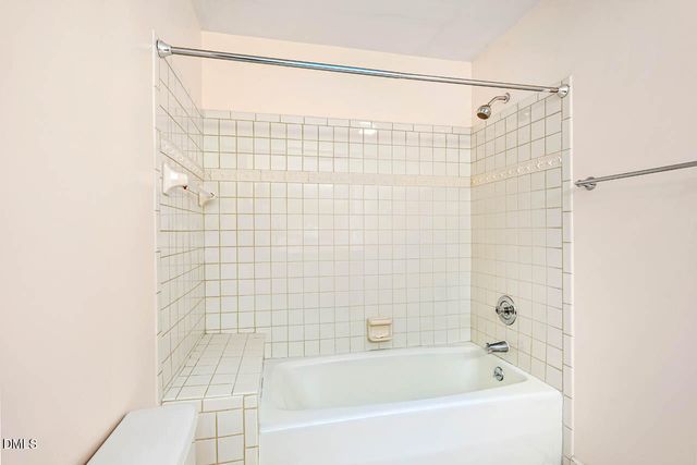 105 Bristol Drive, Chapel Hill, NC 27516