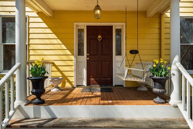 105 Bristol Drive, Chapel Hill, NC 27516