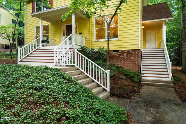 105 Bristol Drive, Chapel Hill, NC 27516