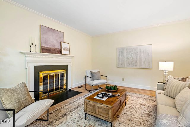 105 Bristol Drive, Chapel Hill, NC 27516