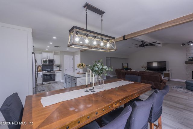 1600 COUNTRY CHARM Lane W, Jacksonville, FL 32225