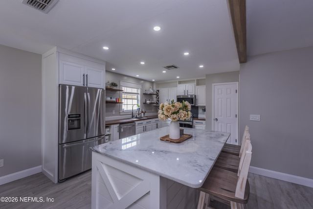 1600 COUNTRY CHARM Lane W, Jacksonville, FL 32225