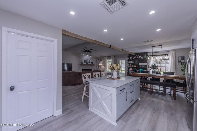 1600 COUNTRY CHARM Lane W, Jacksonville, FL 32225