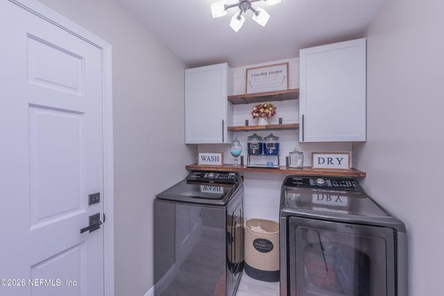 1600 COUNTRY CHARM Lane W, Jacksonville, FL 32225