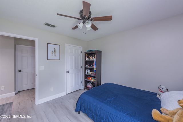 1600 COUNTRY CHARM Lane W, Jacksonville, FL 32225