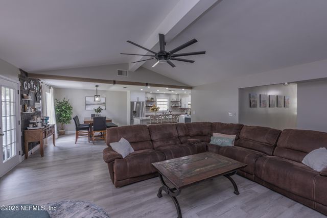 1600 COUNTRY CHARM Lane W, Jacksonville, FL 32225