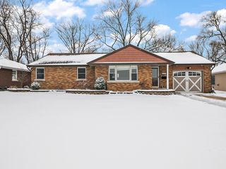 1224 W Hawkins Street, Kankakee, IL 60901