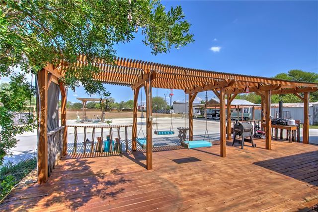 4325 Violet, Corpus Christi, TX 78410