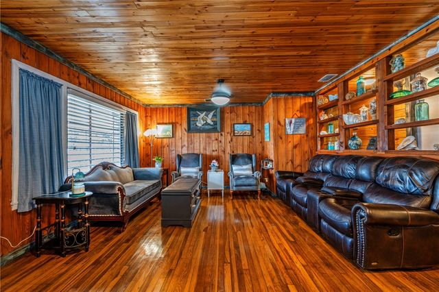 4325 Violet, Corpus Christi, TX 78410
