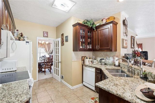 3075 Zermatt Way, Snellville, GA 30078