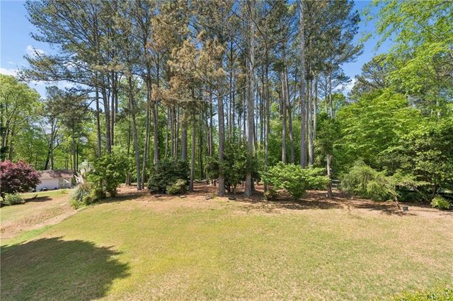 3075 Zermatt Way, Snellville, GA 30078