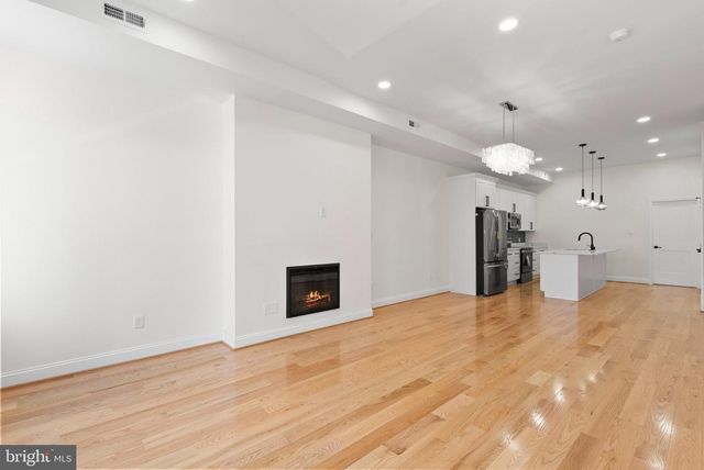 505 N CARROLLTON AVE, Baltimore, MD 21223
