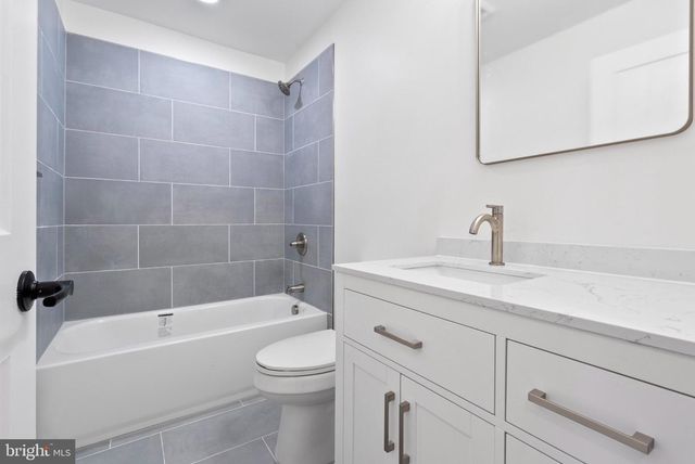 505 N CARROLLTON AVE, Baltimore, MD 21223