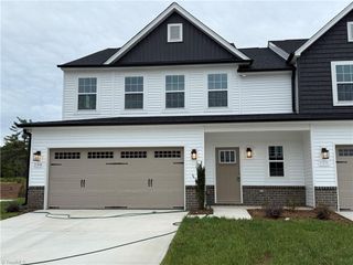 208 Oakdale Forest Court Lot 5, Jamestown, NC 27282