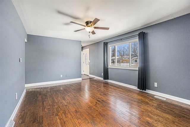 5619 Cheshire Street, Portage, MI 49002