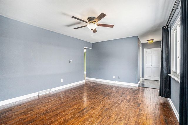 5619 Cheshire Street, Portage, MI 49002