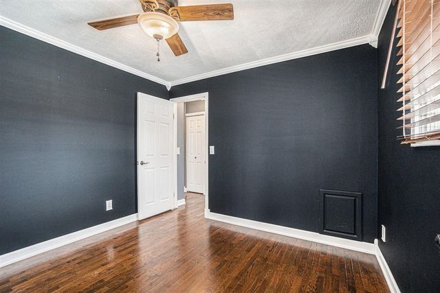 5619 Cheshire Street, Portage, MI 49002