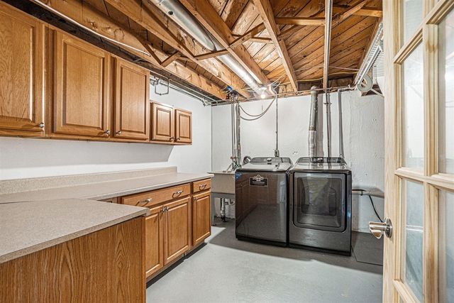 5619 Cheshire Street, Portage, MI 49002