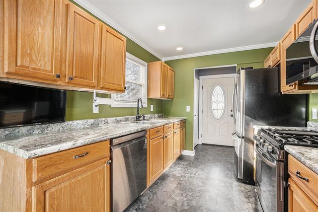 5619 Cheshire Street, Portage, MI 49002