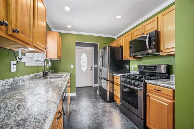 5619 Cheshire Street, Portage, MI 49002