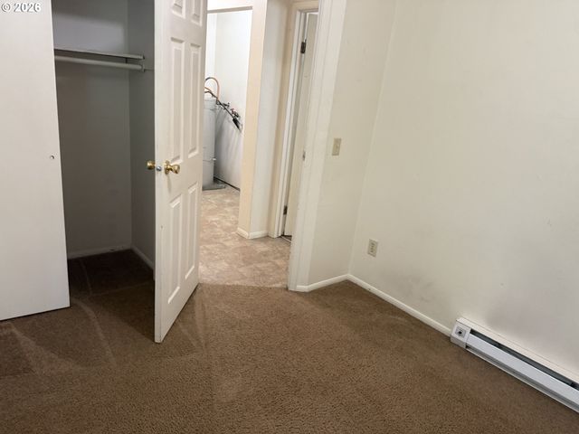 736 5TH St, Springfield, OR 97477
