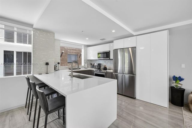 700 NE 14th Avenue 311, Fort Lauderdale, FL 33304