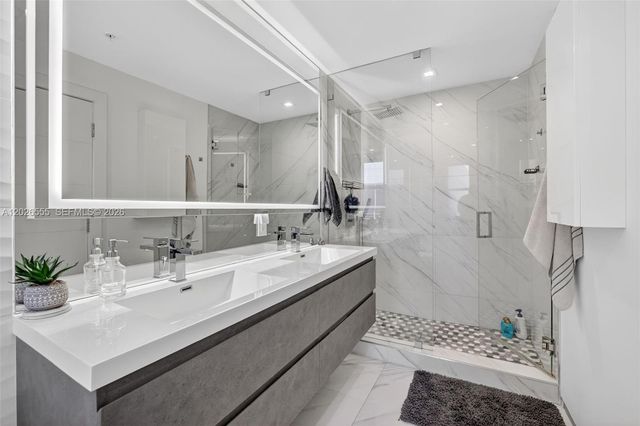 700 NE 14th Avenue 311, Fort Lauderdale, FL 33304
