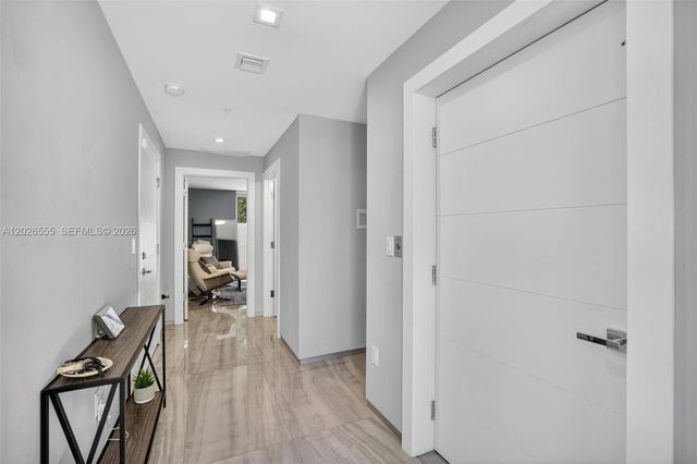 700 NE 14th Avenue 311, Fort Lauderdale, FL 33304