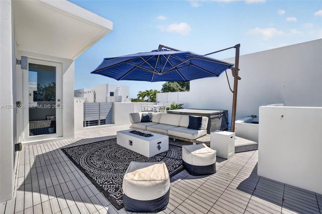 700 NE 14th Avenue 311, Fort Lauderdale, FL 33304
