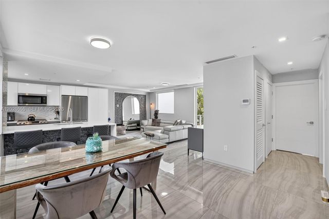 700 NE 14th Avenue 311, Fort Lauderdale, FL 33304