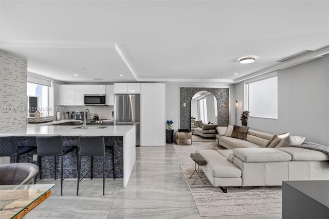 700 NE 14th Avenue 311, Fort Lauderdale, FL 33304