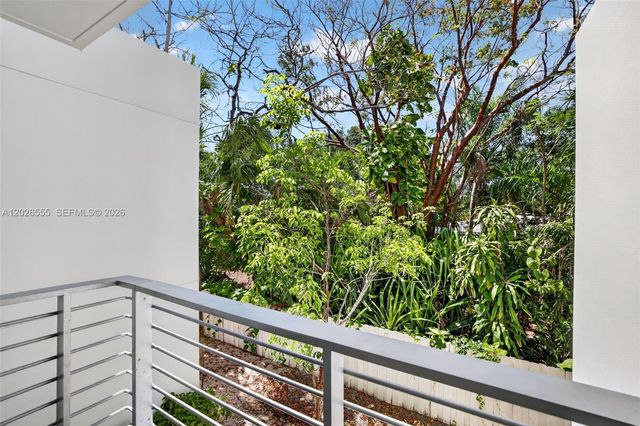 700 NE 14th Avenue 311, Fort Lauderdale, FL 33304