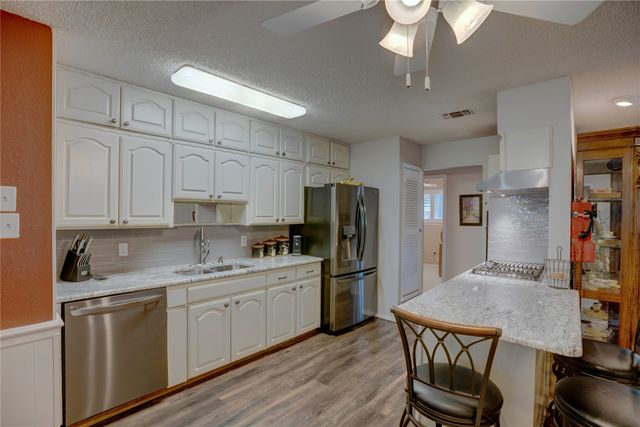 4905 Tracy Drive, Haltom City, TX 76117