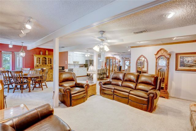 4905 Tracy Drive, Haltom City, TX 76117