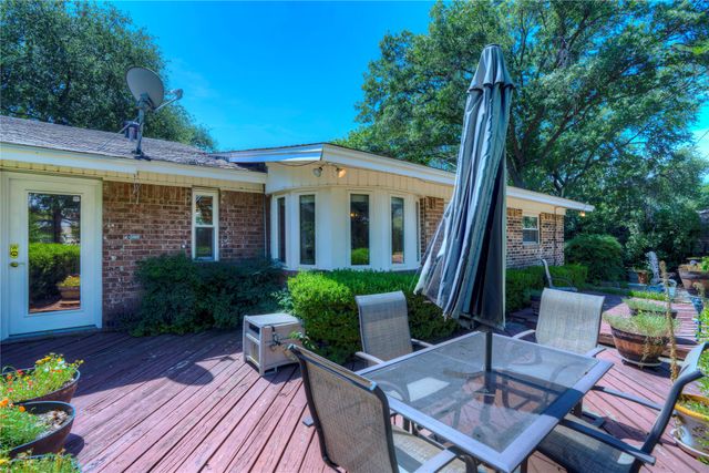4905 Tracy Drive, Haltom City, TX 76117