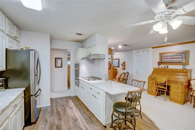 4905 Tracy Drive, Haltom City, TX 76117
