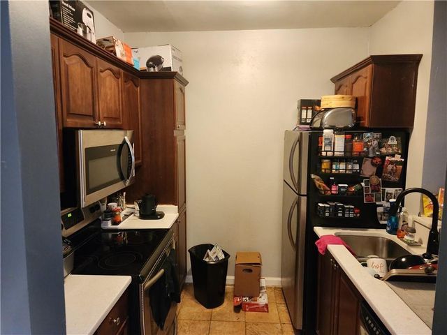 1105 River Green NW Drive, Atlanta, GA 30327