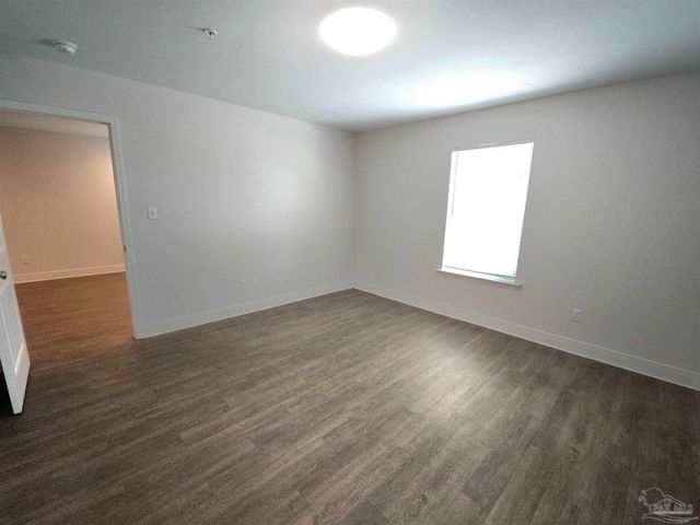 313 N Navy Blvd 1B, Pensacola, FL 32507